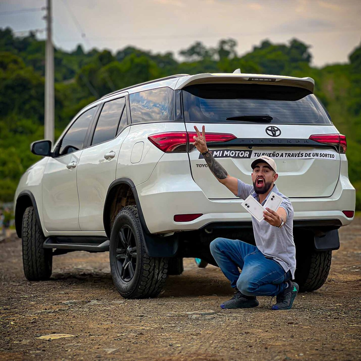 Fortuner (2)