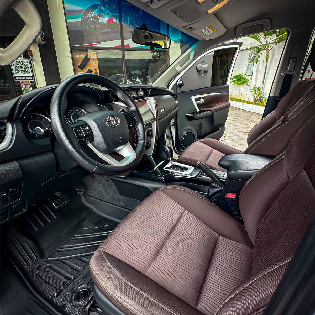Fortuner (4)