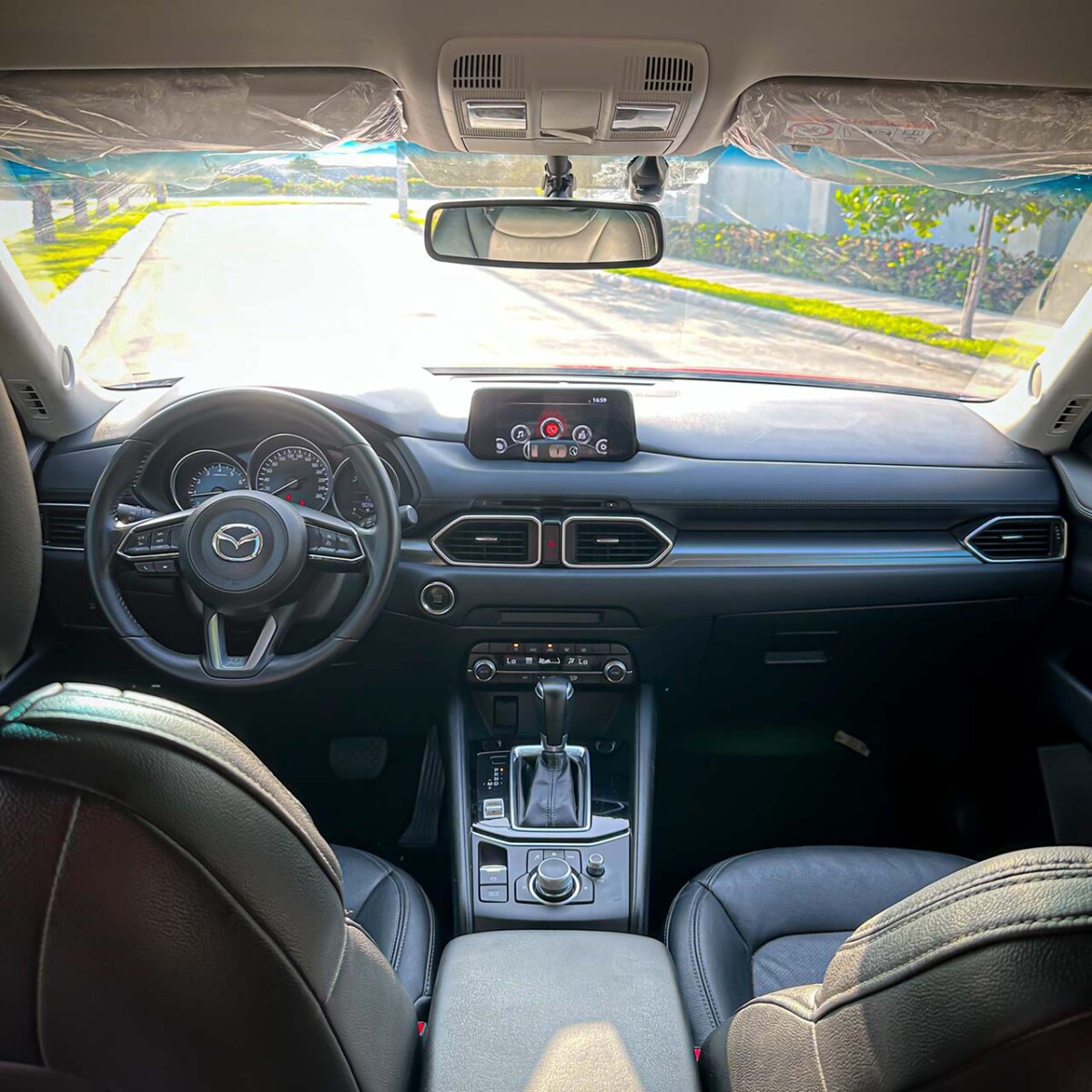 Mesa de trabajo 4MAZDA